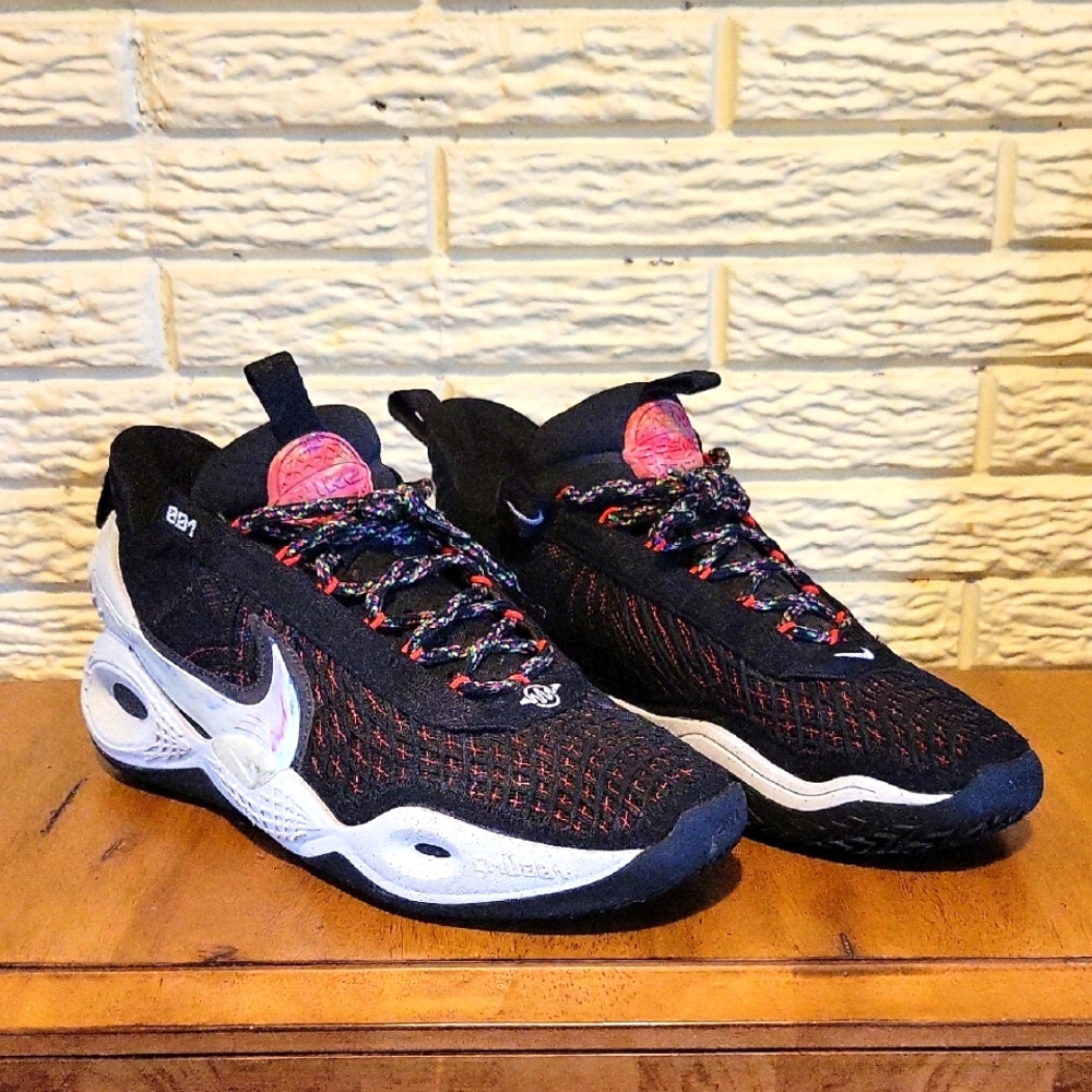Nike Cosmic Unity Sneakers
